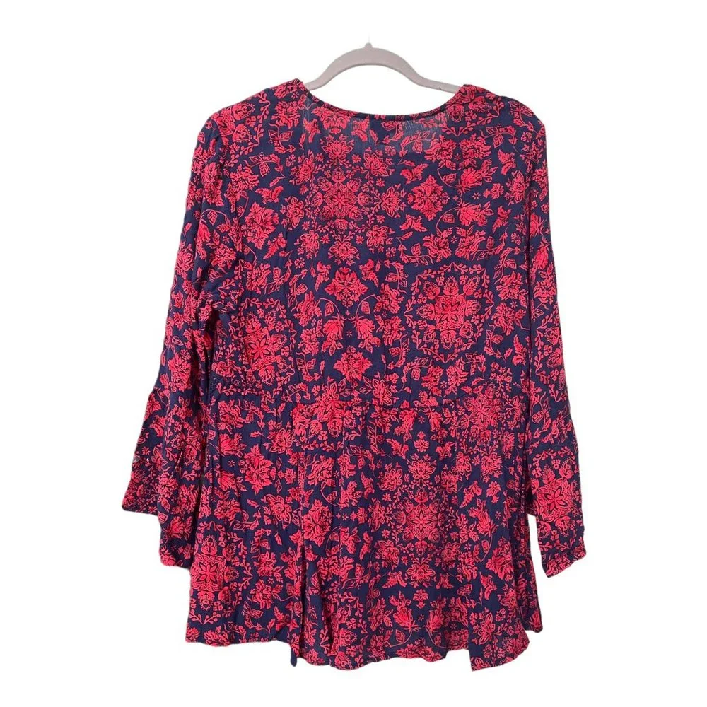 Torrid Floral Boho 3/4 Sleeve Deep V-Neck Lace and Tassle Accent Top- Size 0X - Picture 3 of 10